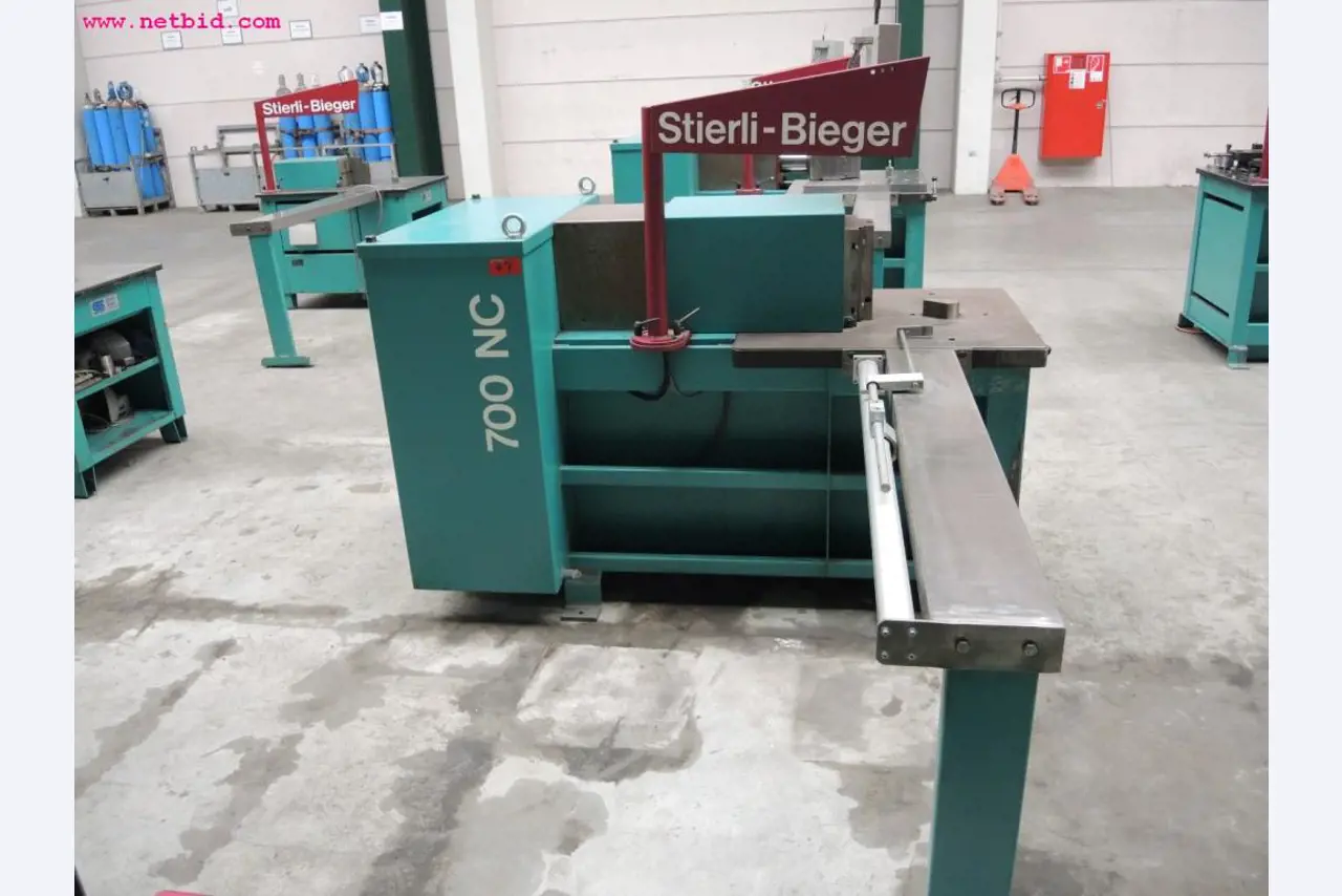 Plaat- en metaalbewerkingsmachines<br><font size="2">In samenwerking met Hilco Industrial Acquisitions bv</font>-3