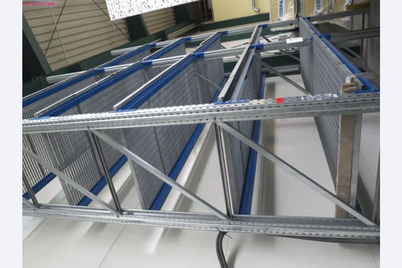 sheetmetal and metalworking machines <br><font size="2">In collaboration with Hilco Industrial Acquisitions bv<br></font>-1