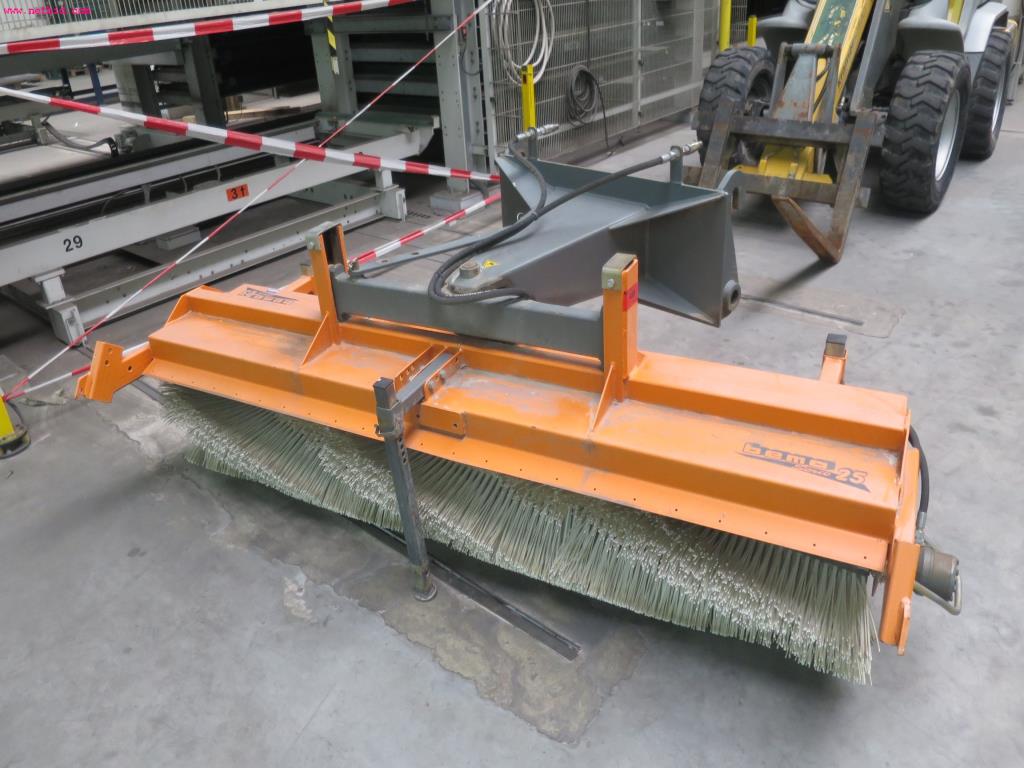 Chapas metálicas e máquinas para trabalhar metais<br><font size="2">Em colaboração com a Hilco Industrial Acquisitions bv</font>-2