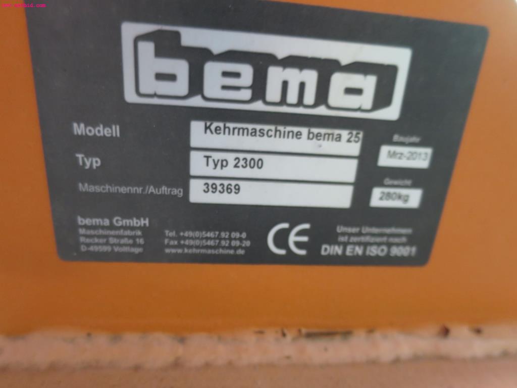 Chapas metálicas e máquinas para trabalhar metais<br><font size="2">Em colaboração com a Hilco Industrial Acquisitions bv</font>-3