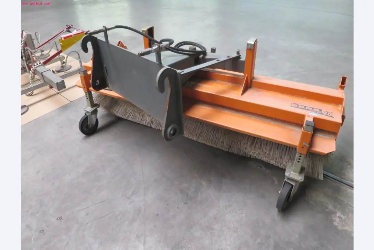 sheetmetal and metalworking machines <br><font size="2">In collaboration with Hilco Industrial Acquisitions bv<br></font>-4