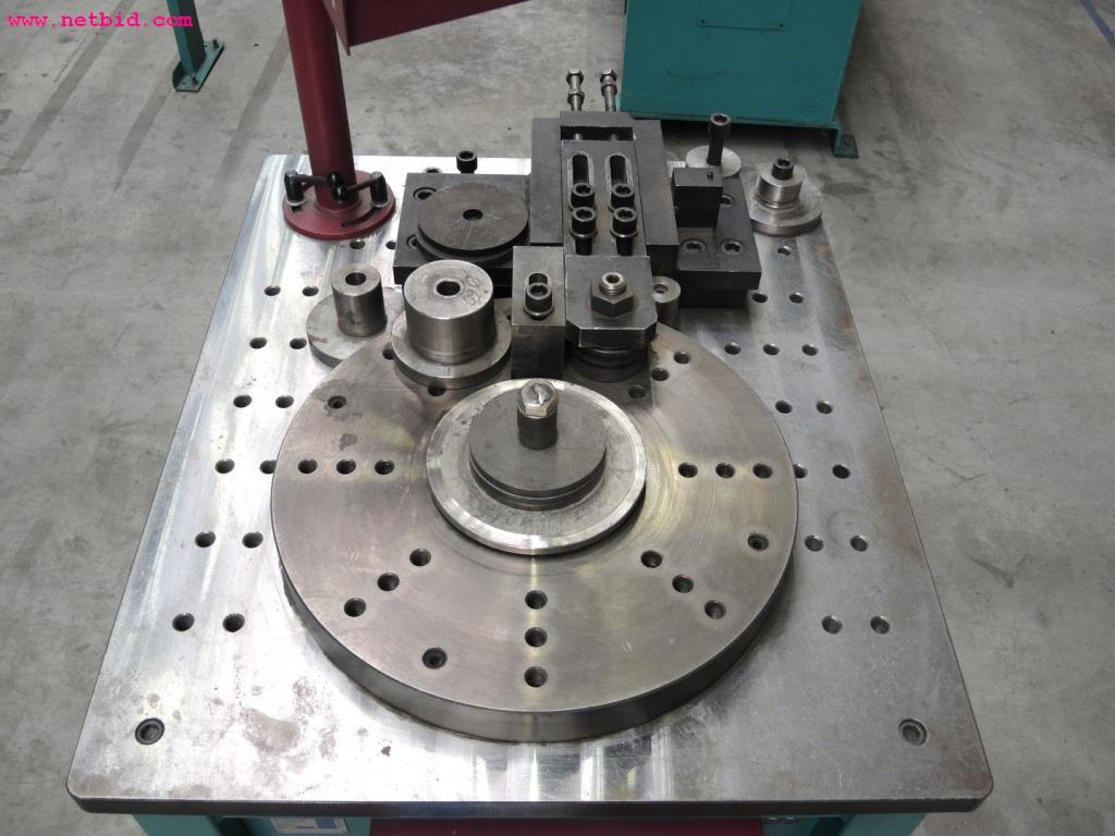 Chapas metálicas e máquinas para trabalhar metais<br><font size="2">Em colaboração com a Hilco Industrial Acquisitions bv</font>-6