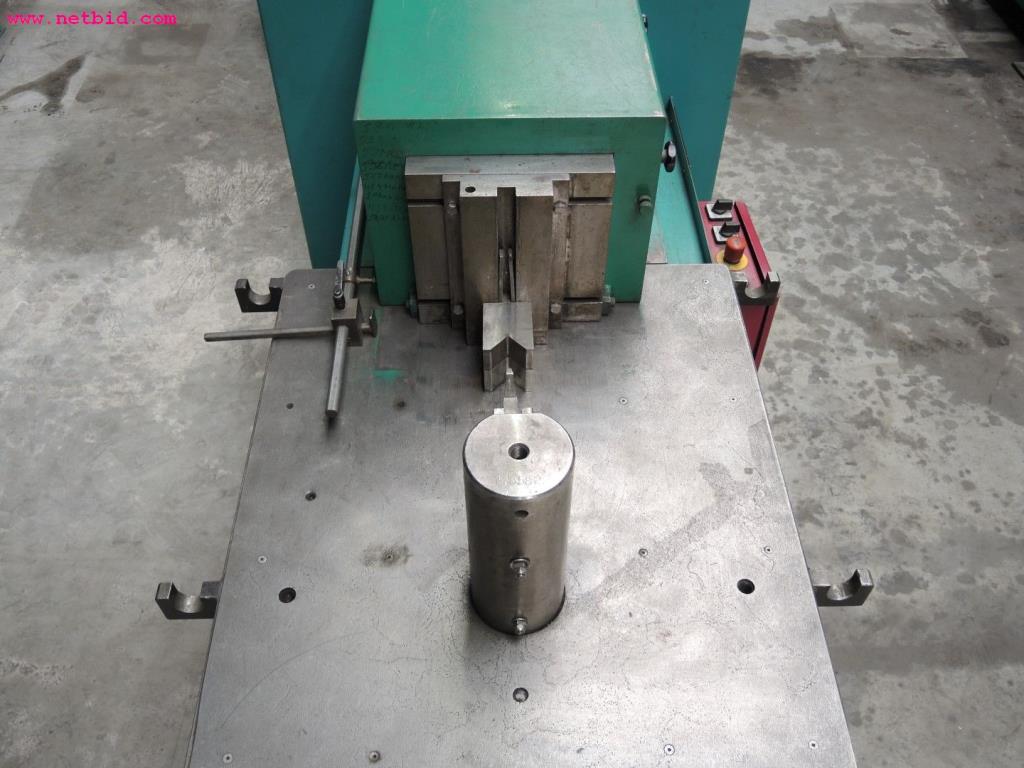 Chapas metálicas e máquinas para trabalhar metais<br><font size="2">Em colaboração com a Hilco Industrial Acquisitions bv</font>-6