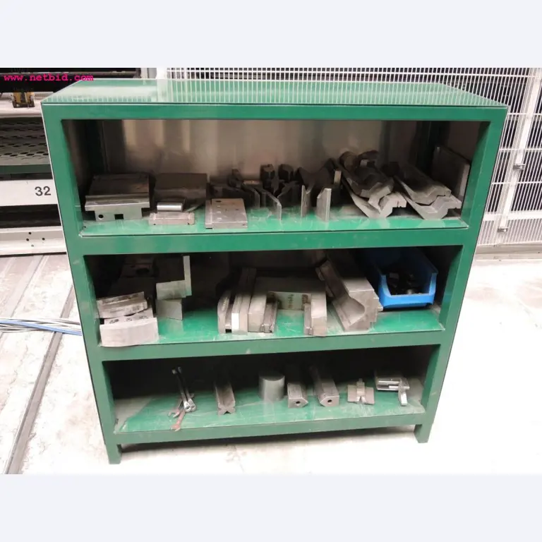sheetmetal and metalworking machines <br><font size="2">In collaboration with Hilco Industrial Acquisitions bv<br></font>-9