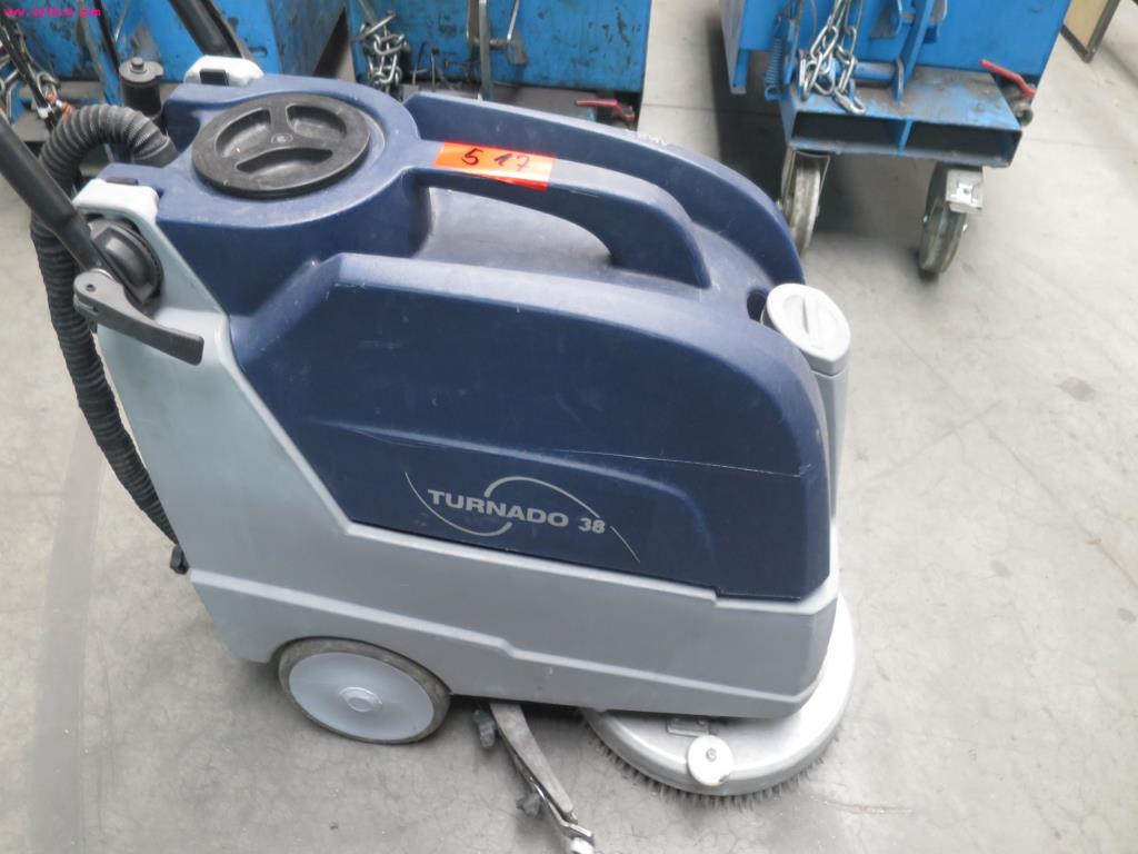 Chapas metálicas e máquinas para trabalhar metais<br><font size="2">Em colaboração com a Hilco Industrial Acquisitions bv</font>-3