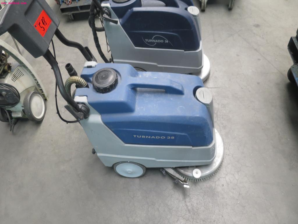 Chapas metálicas e máquinas para trabalhar metais<br><font size="2">Em colaboração com a Hilco Industrial Acquisitions bv</font>-1