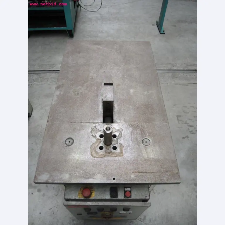 sheetmetal and metalworking machines <br><font size="2">In collaboration with Hilco Industrial Acquisitions bv<br></font>-4
