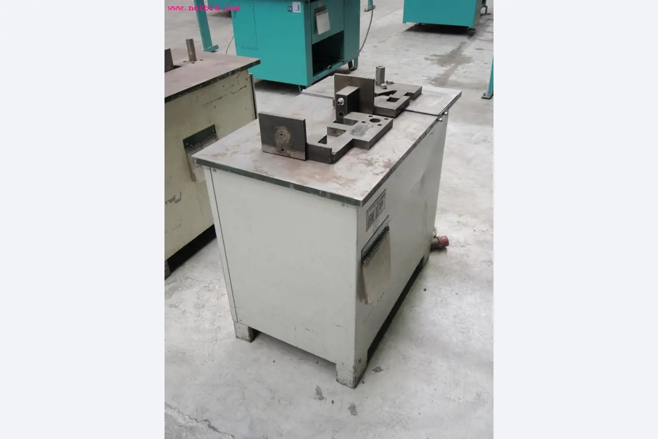 sheetmetal and metalworking machines <br><font size="2">In collaboration with Hilco Industrial Acquisitions bv<br></font>-3