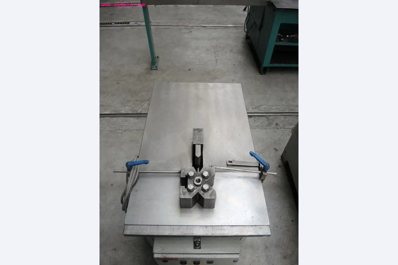 sheetmetal and metalworking machines <br><font size="2">In collaboration with Hilco Industrial Acquisitions bv<br></font>-4