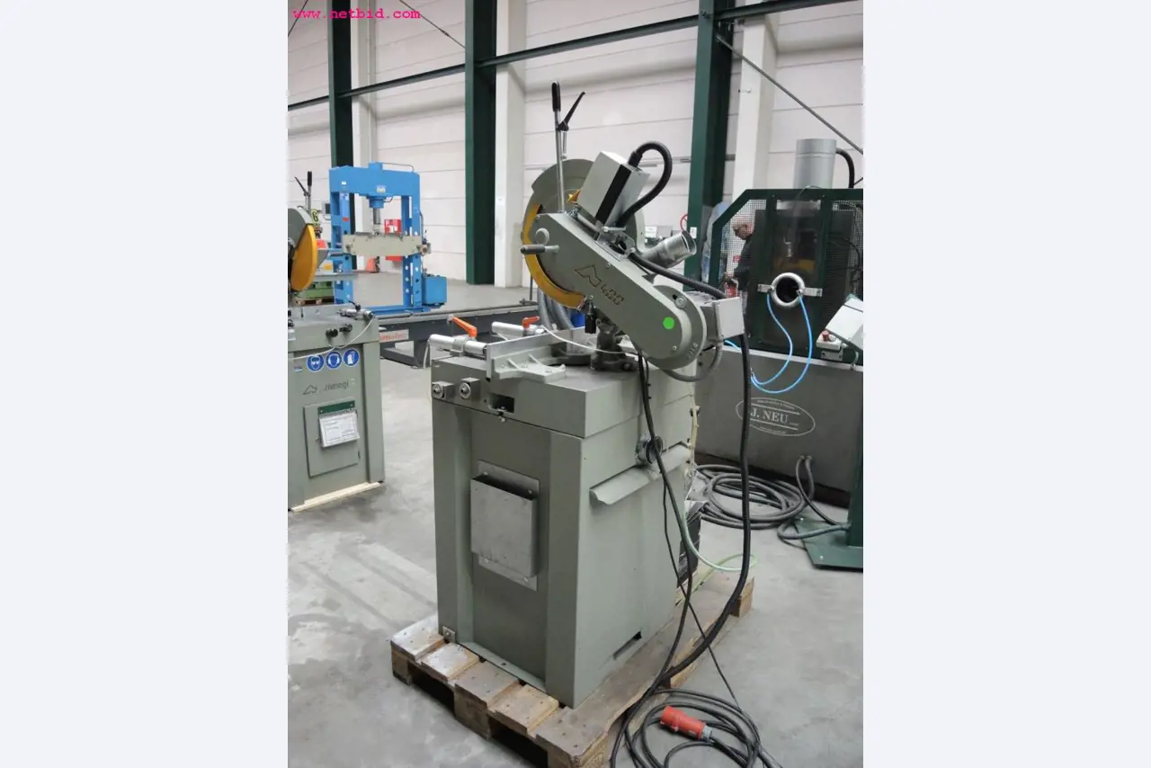 sheetmetal and metalworking machines <br><font size="2">In collaboration with Hilco Industrial Acquisitions bv<br></font>-4