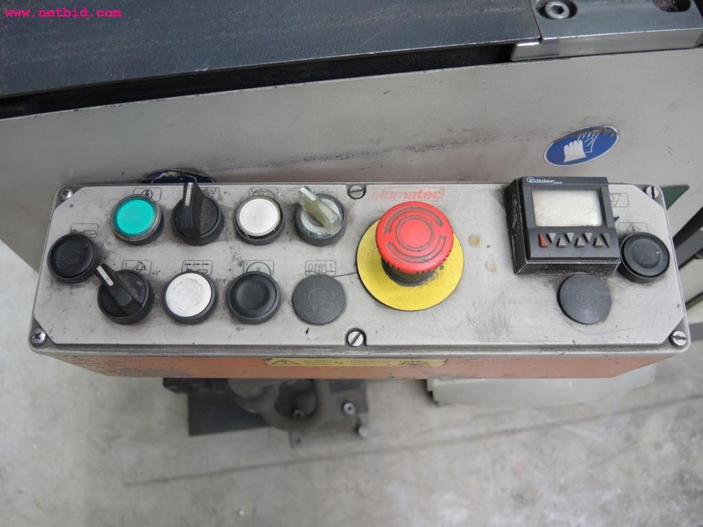 Chapas metálicas e máquinas para trabalhar metais<br><font size="2">Em colaboração com a Hilco Industrial Acquisitions bv</font>-7