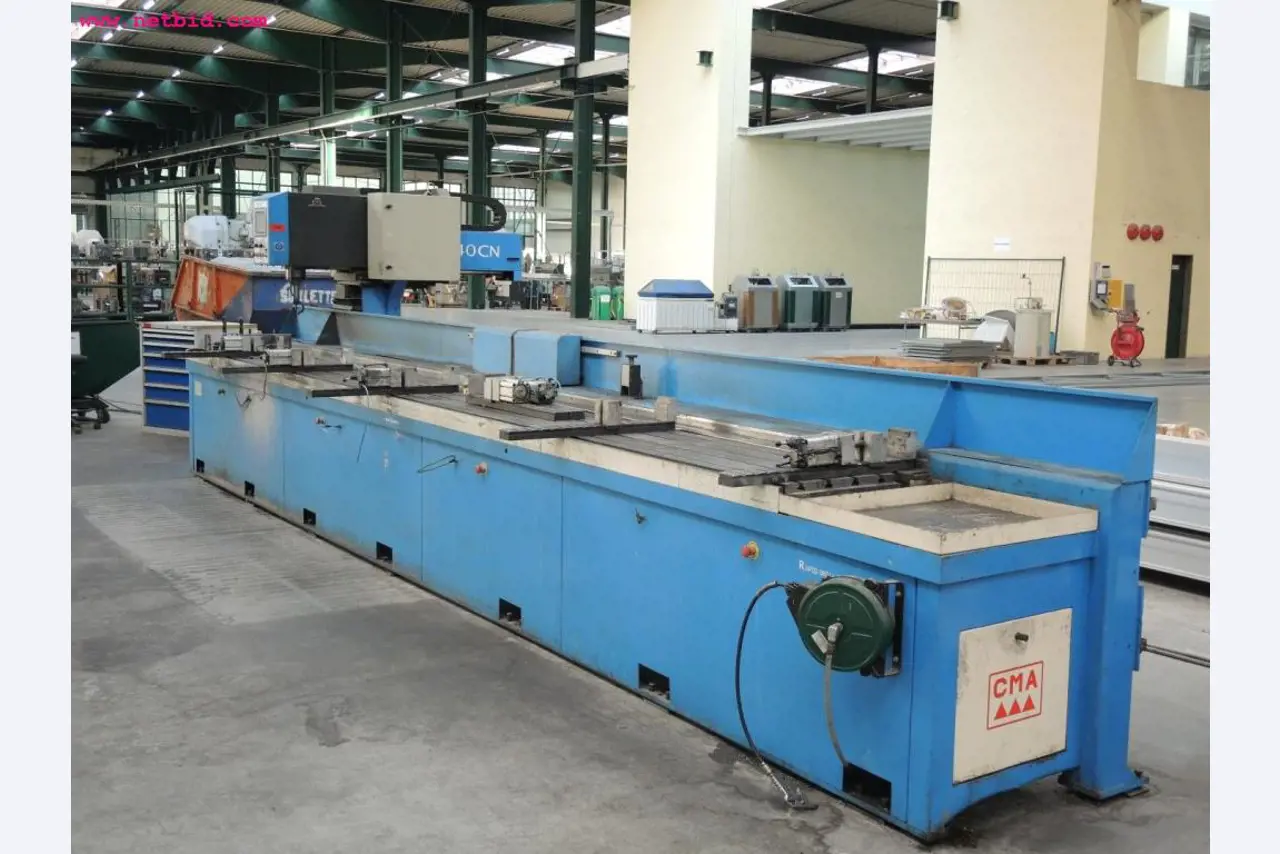 Chapas metálicas e máquinas para trabalhar metais<br><font size="2">Em colaboração com a Hilco Industrial Acquisitions bv</font>-11