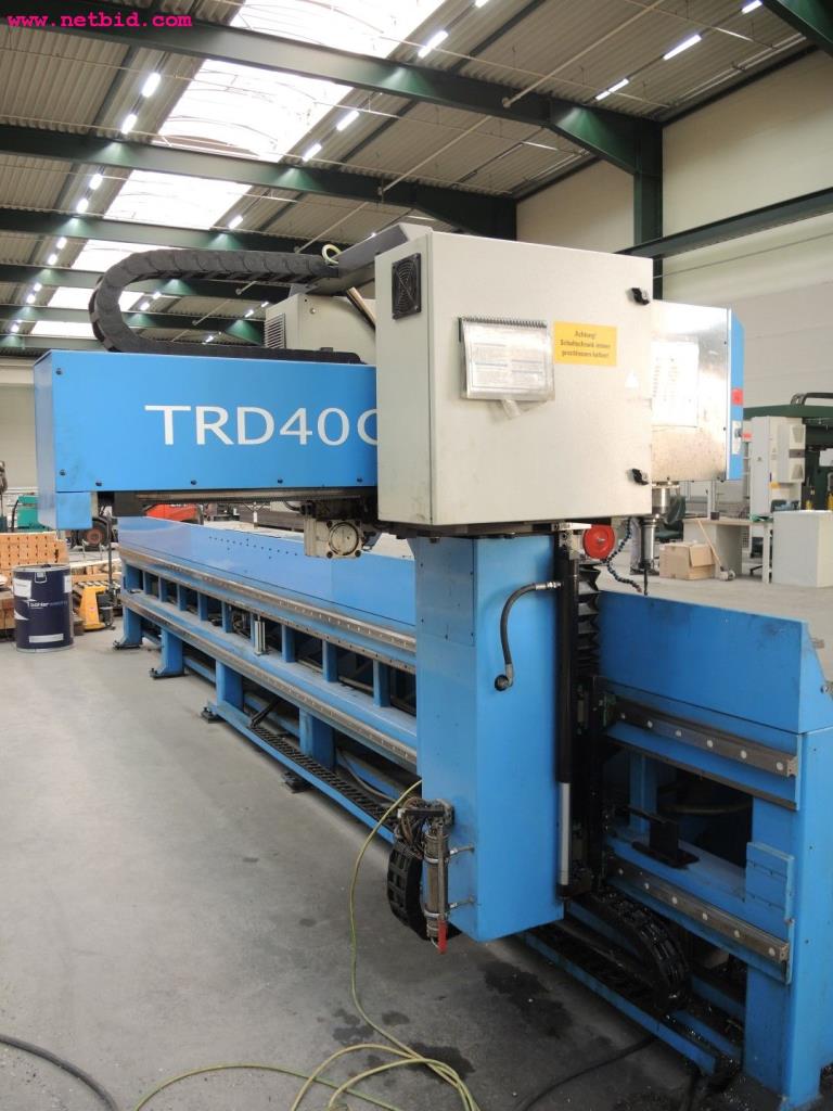 Chapas metálicas e máquinas para trabalhar metais<br><font size="2">Em colaboração com a Hilco Industrial Acquisitions bv</font>-14