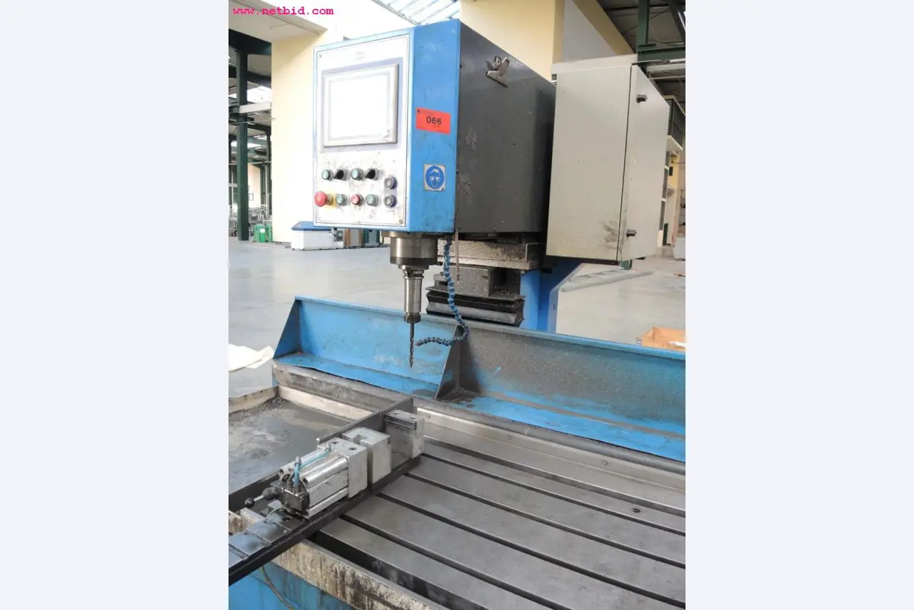 Chapas metálicas e máquinas para trabalhar metais<br><font size="2">Em colaboração com a Hilco Industrial Acquisitions bv</font>-15