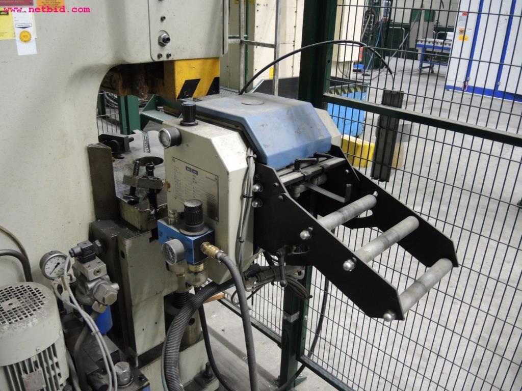 Chapas metálicas e máquinas para trabalhar metais<br><font size="2">Em colaboração com a Hilco Industrial Acquisitions bv</font>-6