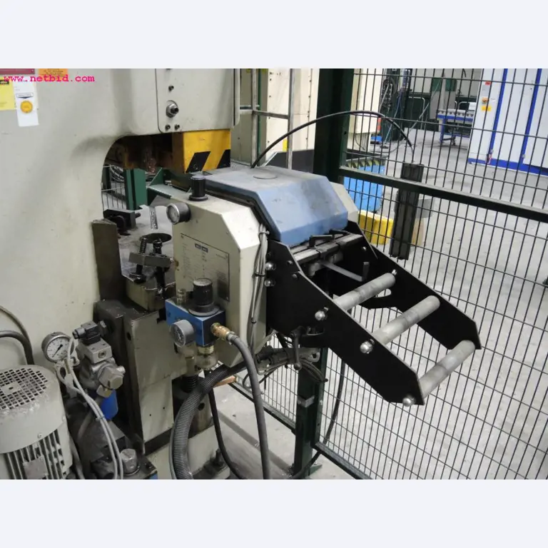 Chapas metálicas e máquinas para trabalhar metais<br><font size="2">Em colaboração com a Hilco Industrial Acquisitions bv</font>-6