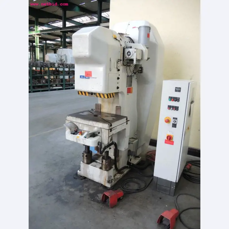 sheetmetal and metalworking machines <br><font size="2">In collaboration with Hilco Industrial Acquisitions bv<br></font>-1