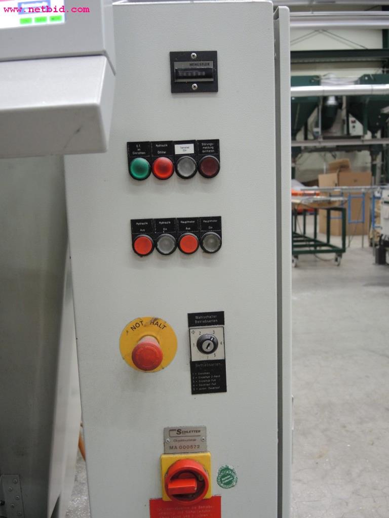 Chapas metálicas e máquinas para trabalhar metais<br><font size="2">Em colaboração com a Hilco Industrial Acquisitions bv</font>-9