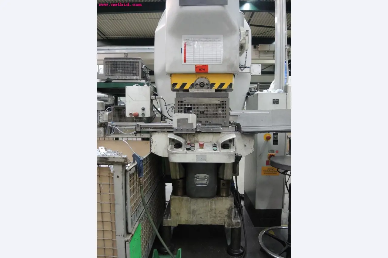 Chapas metálicas e máquinas para trabalhar metais<br><font size="2">Em colaboração com a Hilco Industrial Acquisitions bv</font>-4