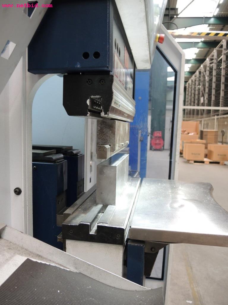 Chapas metálicas e máquinas para trabalhar metais<br><font size="2">Em colaboração com a Hilco Industrial Acquisitions bv</font>-12