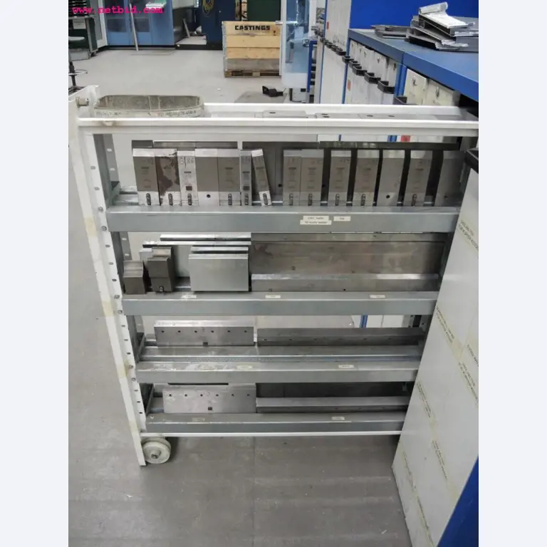 Chapas metálicas e máquinas para trabalhar metais<br><font size="2">Em colaboração com a Hilco Industrial Acquisitions bv</font>-4