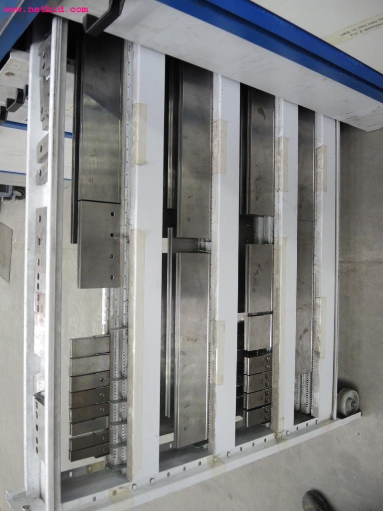 Chapas metálicas e máquinas para trabalhar metais<br><font size="2">Em colaboração com a Hilco Industrial Acquisitions bv</font>-10