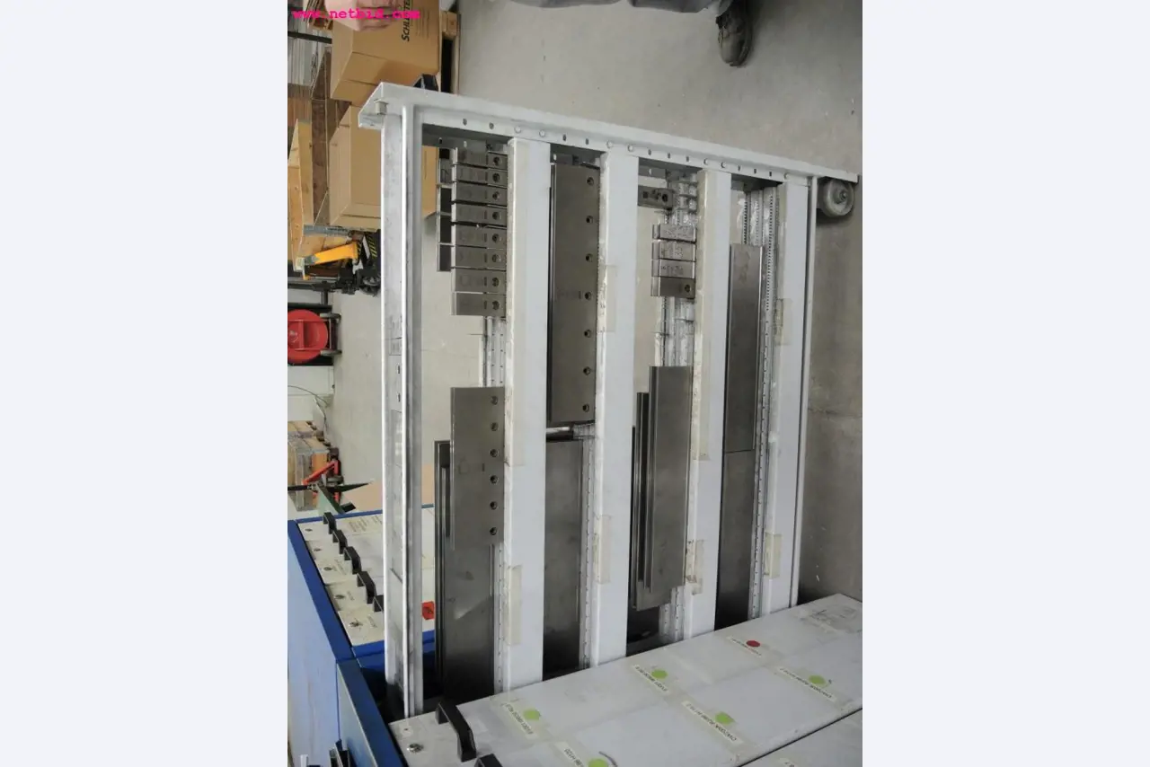 sheetmetal and metalworking machines <br><font size="2">In collaboration with Hilco Industrial Acquisitions bv<br></font>-3
