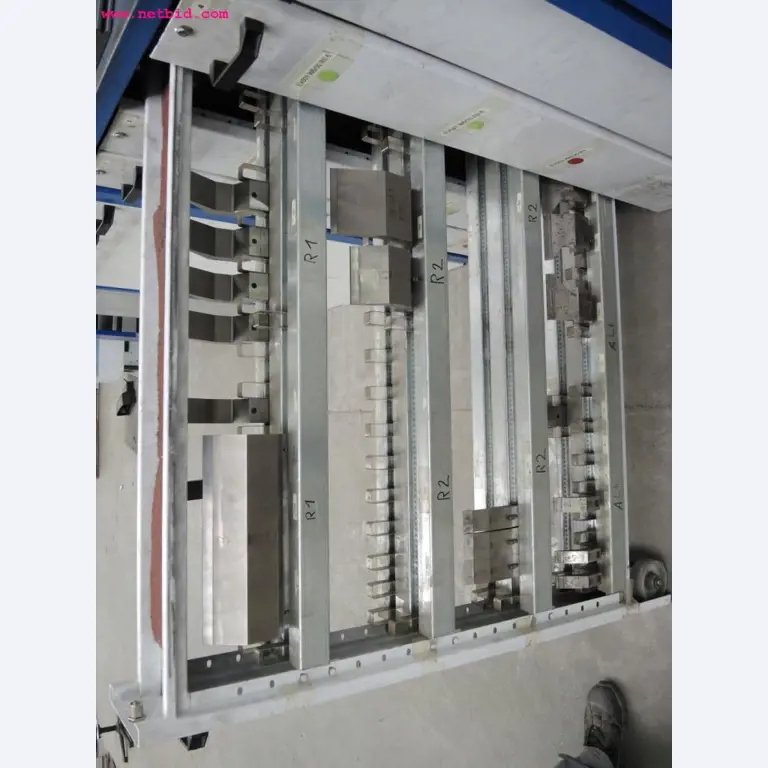 sheetmetal and metalworking machines <br><font size="2">In collaboration with Hilco Industrial Acquisitions bv<br></font>-9