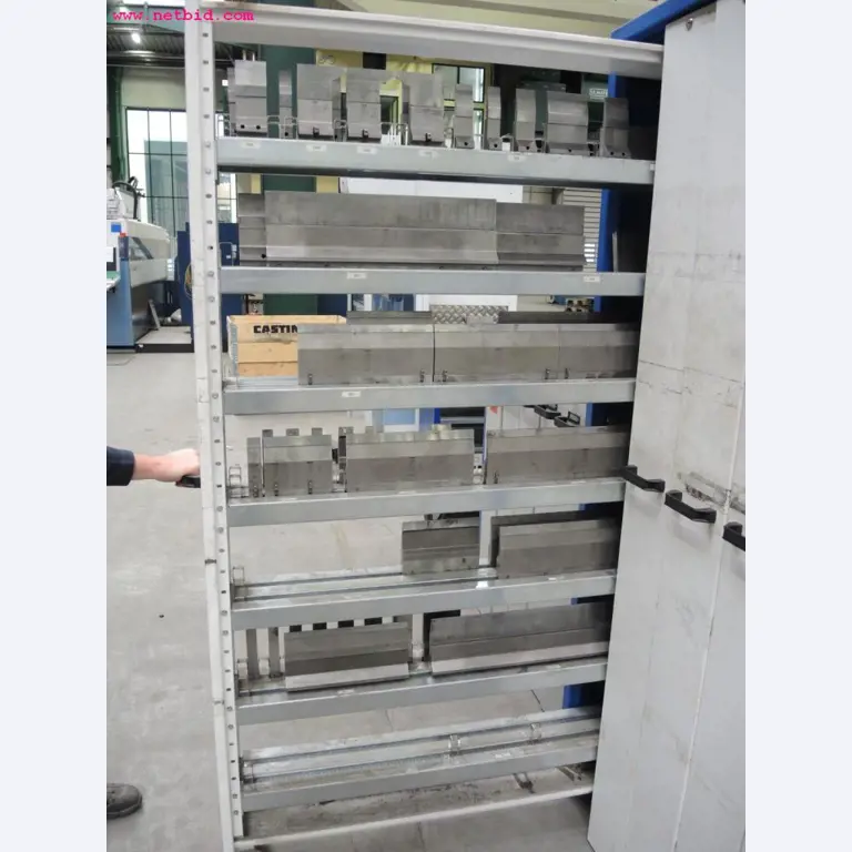 sheetmetal and metalworking machines <br><font size="2">In collaboration with Hilco Industrial Acquisitions bv<br></font>-4