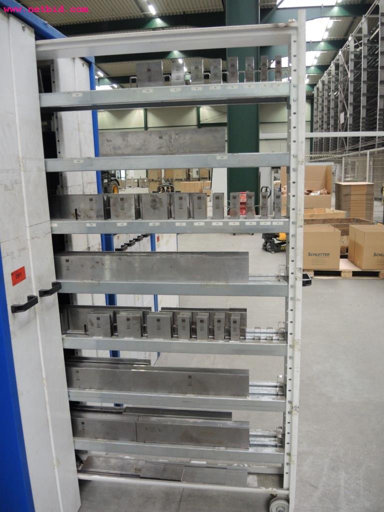 Chapas metálicas e máquinas para trabalhar metais<br><font size="2">Em colaboração com a Hilco Industrial Acquisitions bv</font>-9