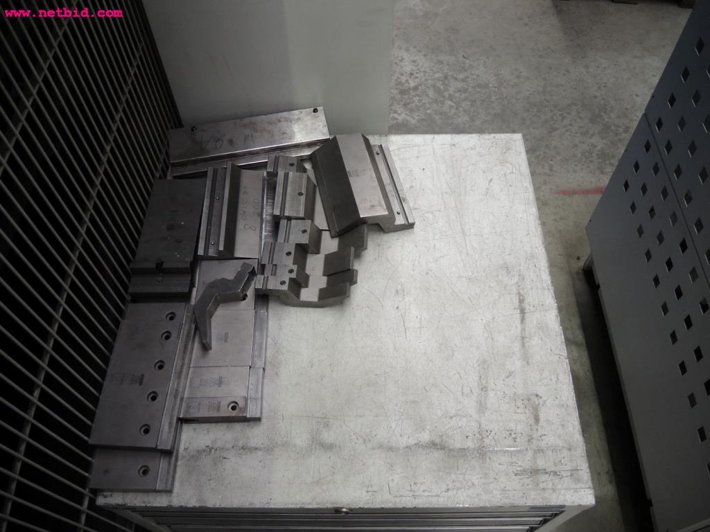 Chapas metálicas e máquinas para trabalhar metais<br><font size="2">Em colaboração com a Hilco Industrial Acquisitions bv</font>-2