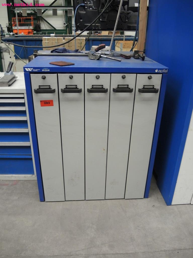 Chapas metálicas e máquinas para trabalhar metais<br><font size="2">Em colaboração com a Hilco Industrial Acquisitions bv</font>-1