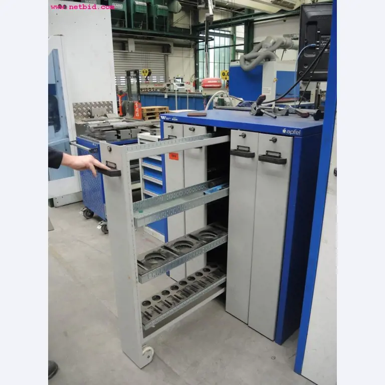sheetmetal and metalworking machines <br><font size="2">In collaboration with Hilco Industrial Acquisitions bv<br></font>-2