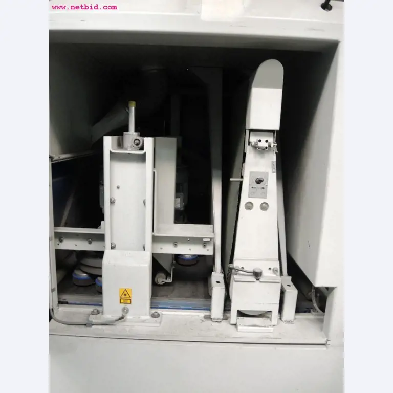 Plaat- en metaalbewerkingsmachines<br><font size="2">In samenwerking met Hilco Industrial Acquisitions bv</font>-13