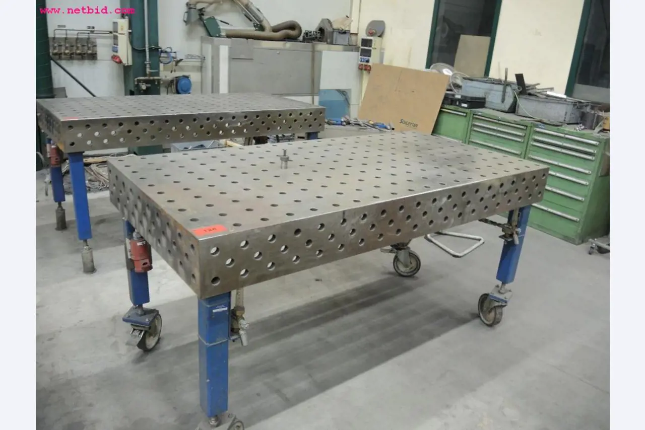 sheetmetal and metalworking machines <br><font size="2">In collaboration with Hilco Industrial Acquisitions bv<br></font>-1