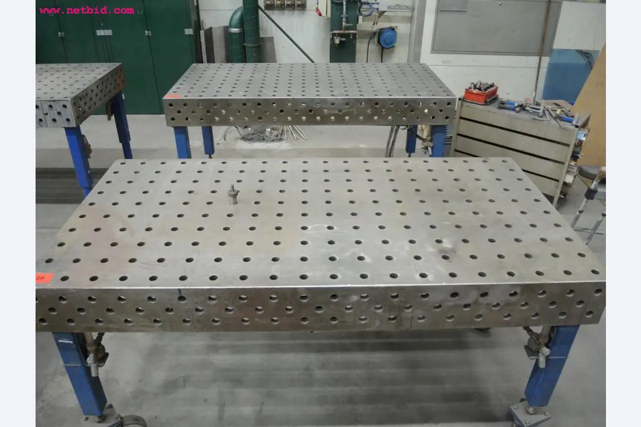 sheetmetal and metalworking machines <br><font size="2">In collaboration with Hilco Industrial Acquisitions bv<br></font>-4