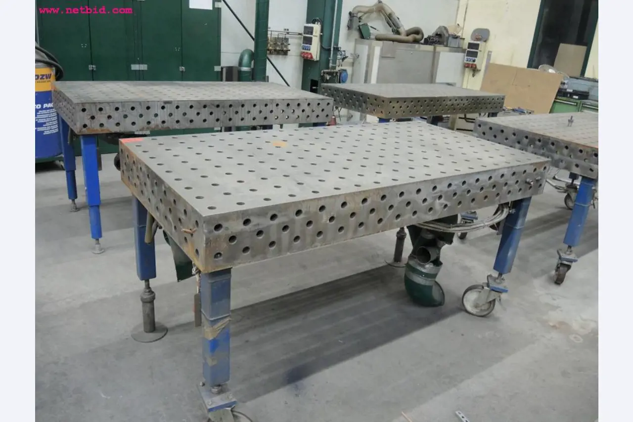 sheetmetal and metalworking machines <br><font size="2">In collaboration with Hilco Industrial Acquisitions bv<br></font>-4
