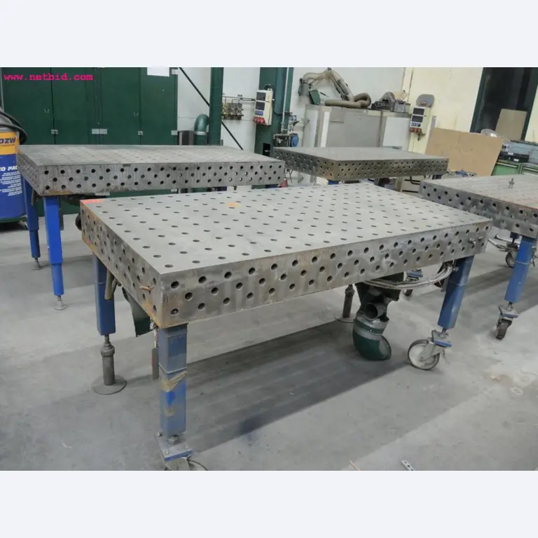 sheetmetal and metalworking machines <br><font size="2">In collaboration with Hilco Industrial Acquisitions bv<br></font>-4