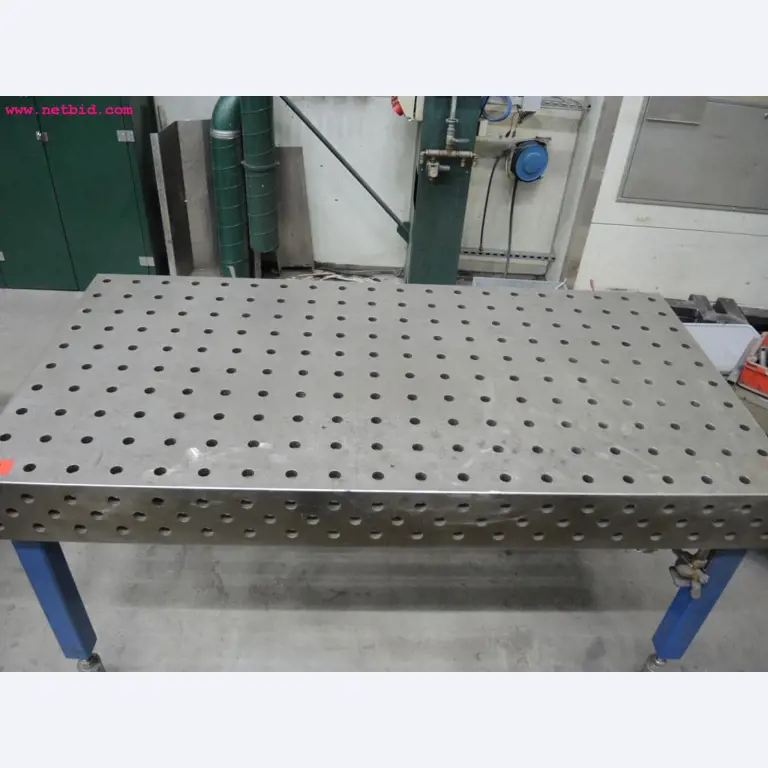 Chapas metálicas e máquinas para trabalhar metais<br><font size="2">Em colaboração com a Hilco Industrial Acquisitions bv</font>-4