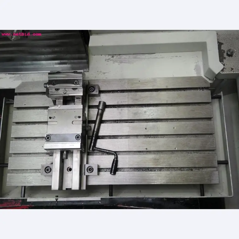 Chapas metálicas e máquinas para trabalhar metais<br><font size="2">Em colaboração com a Hilco Industrial Acquisitions bv</font>-10