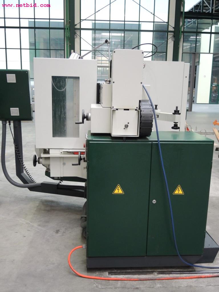 Chapas metálicas e máquinas para trabalhar metais<br><font size="2">Em colaboração com a Hilco Industrial Acquisitions bv</font>-8