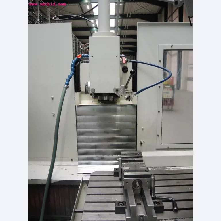 Chapas metálicas e máquinas para trabalhar metais<br><font size="2">Em colaboração com a Hilco Industrial Acquisitions bv</font>-9