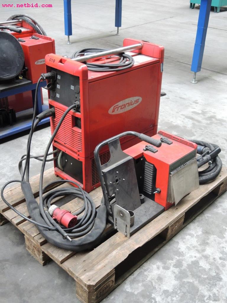 Chapas metálicas e máquinas para trabalhar metais<br><font size="2">Em colaboração com a Hilco Industrial Acquisitions bv</font>-3