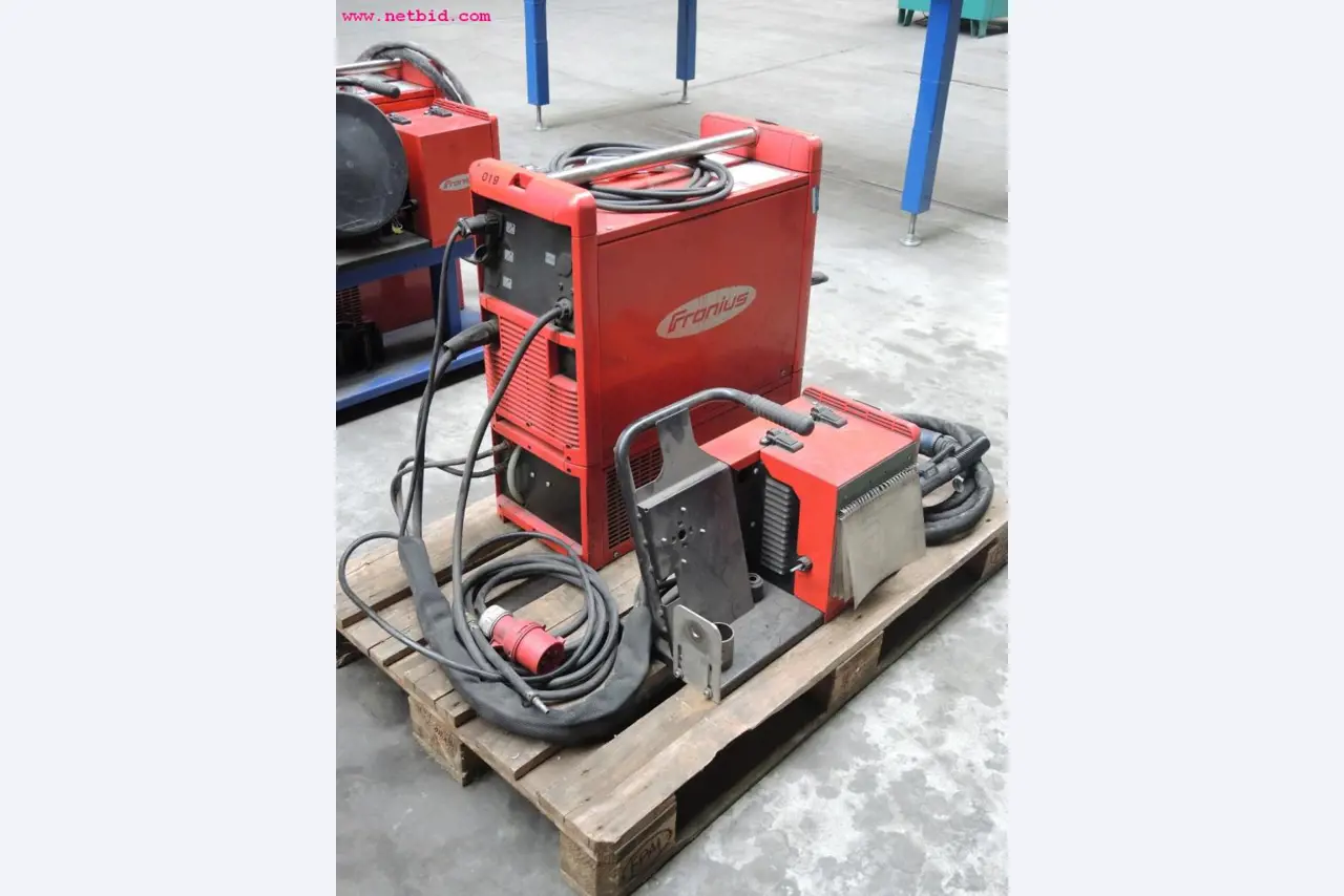 Chapas metálicas e máquinas para trabalhar metais<br><font size="2">Em colaboração com a Hilco Industrial Acquisitions bv</font>-3