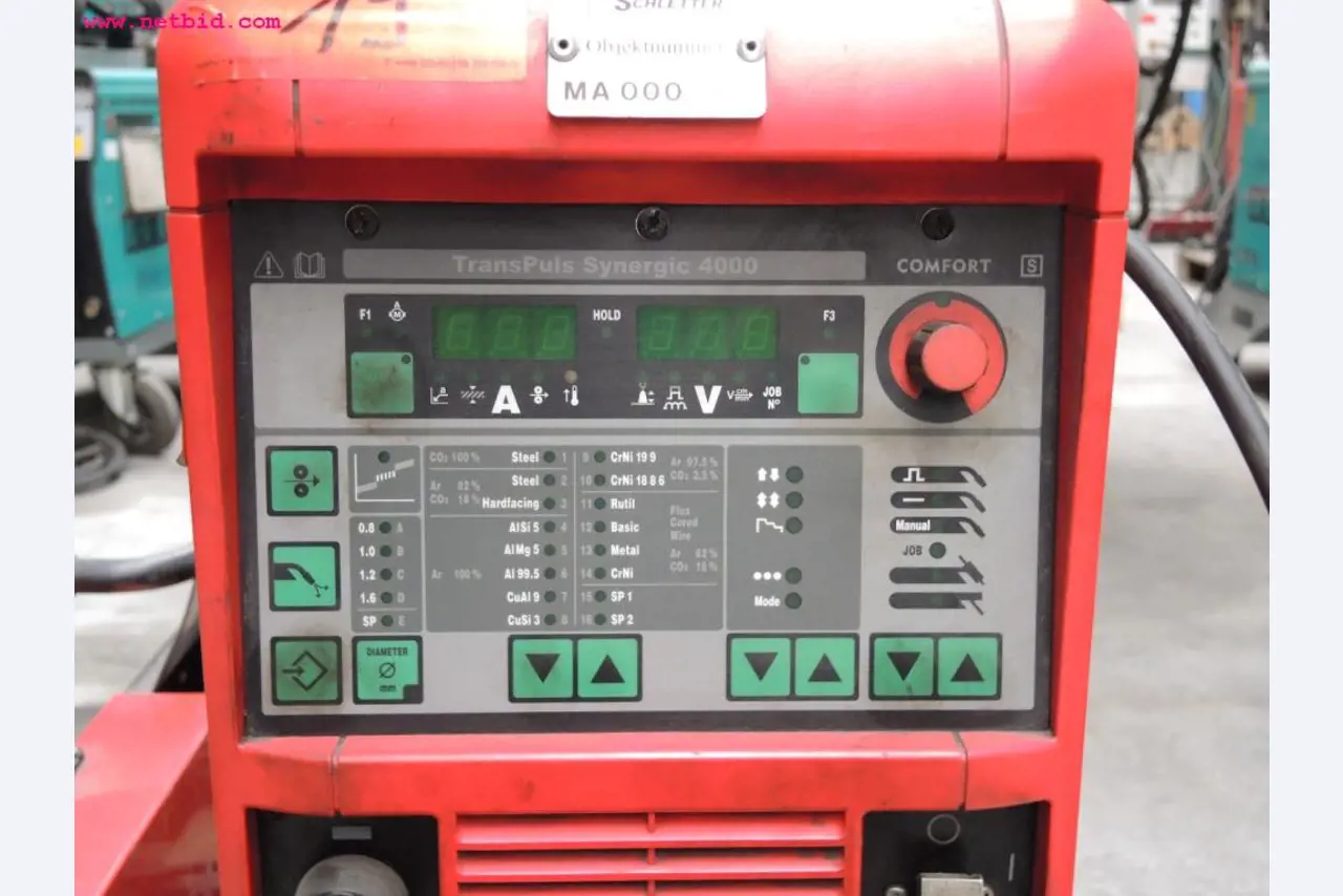 Chapas metálicas e máquinas para trabalhar metais<br><font size="2">Em colaboração com a Hilco Industrial Acquisitions bv</font>-4