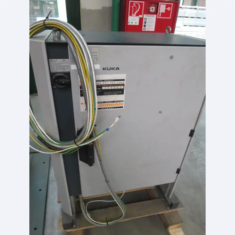 Chapas metálicas e máquinas para trabalhar metais<br><font size="2">Em colaboração com a Hilco Industrial Acquisitions bv</font>-4