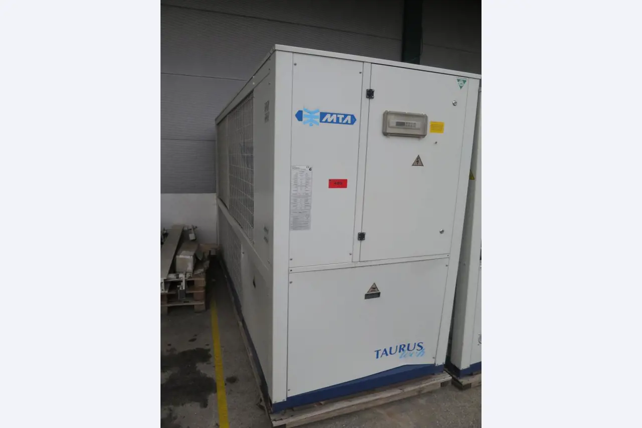 Machines pour le travail de la tôle et des métaux<br><font size="2">En collaboration avec Hilco Industrial Acquisitions bv</font>.-1