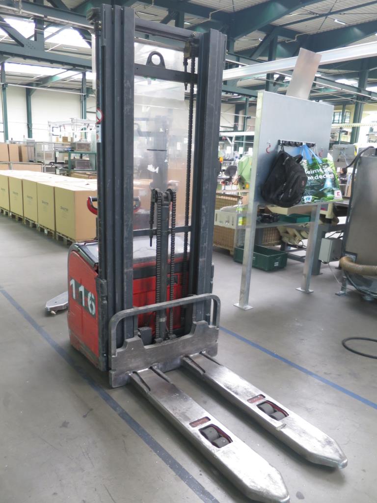 Chapas metálicas e máquinas para trabalhar metais<br><font size="2">Em colaboração com a Hilco Industrial Acquisitions bv</font>-3