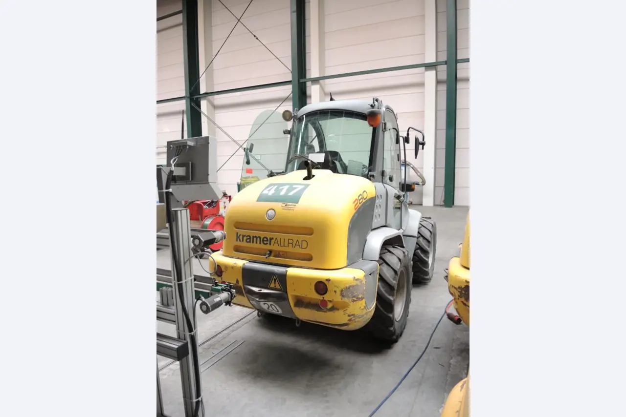 sheetmetal and metalworking machines <br><font size="2">In collaboration with Hilco Industrial Acquisitions bv<br></font>-4