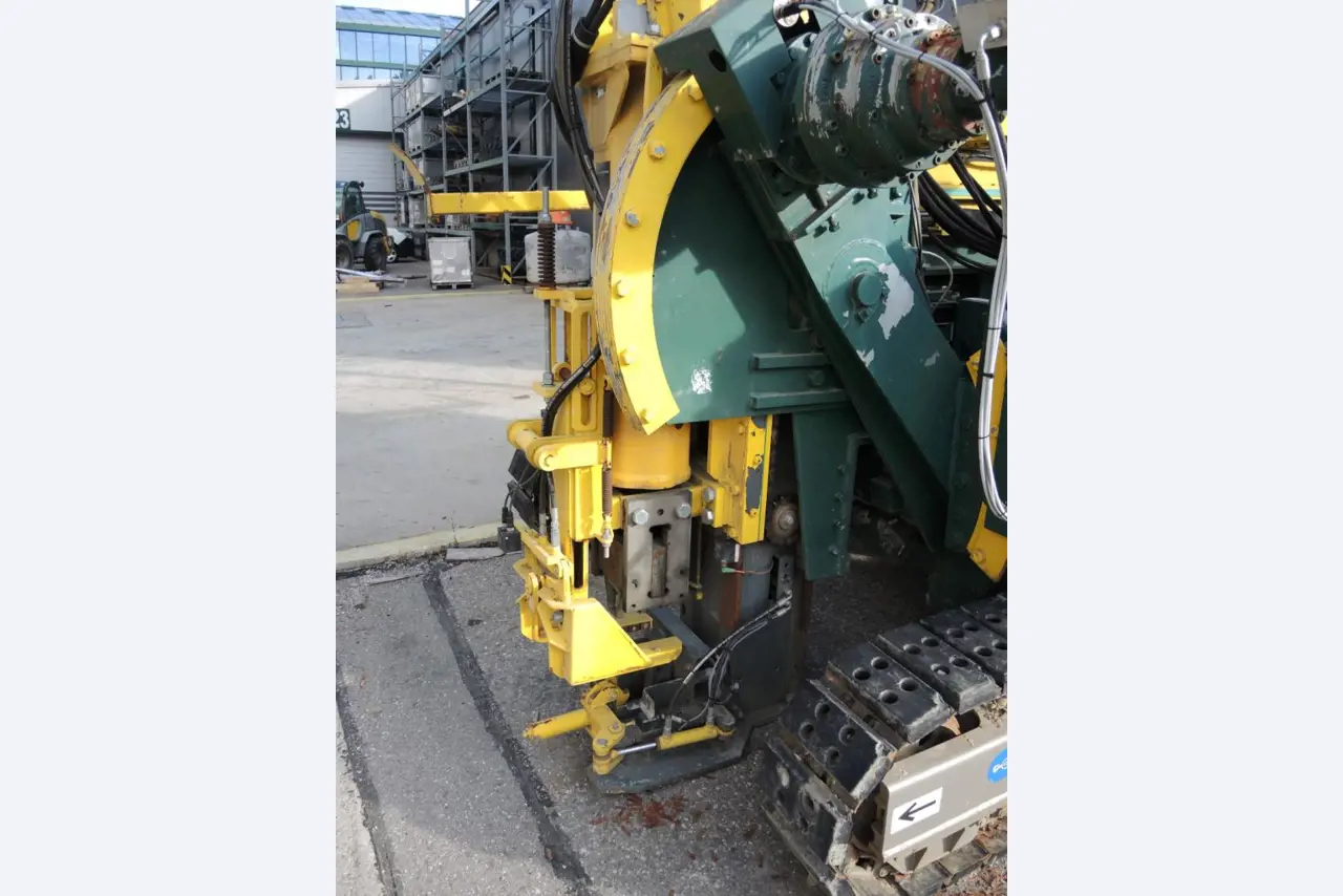 sheetmetal and metalworking machines <br><font size="2">In collaboration with Hilco Industrial Acquisitions bv<br></font>-10